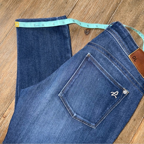 DL1961 Amanda Skinny Jean in Raleigh 4Way Stretch 27 Dark Blue - Picture 3 of 14